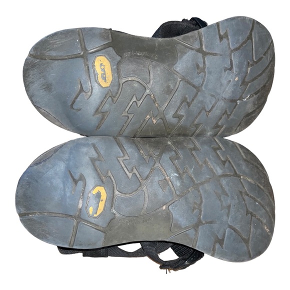 Chaco unisex Z/Cloud Sport Sandal Solid Black size : 7 - Picture 9 of 11